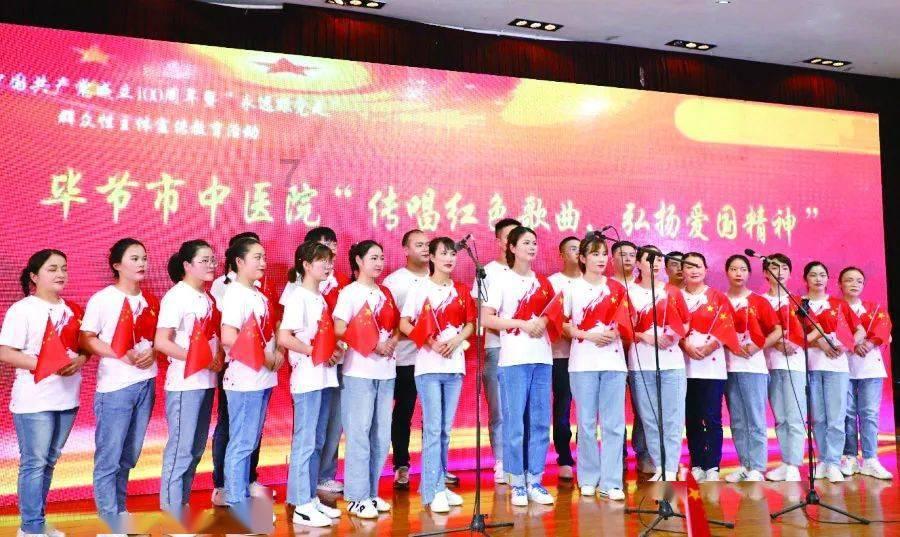 苏菲亚的休闲装